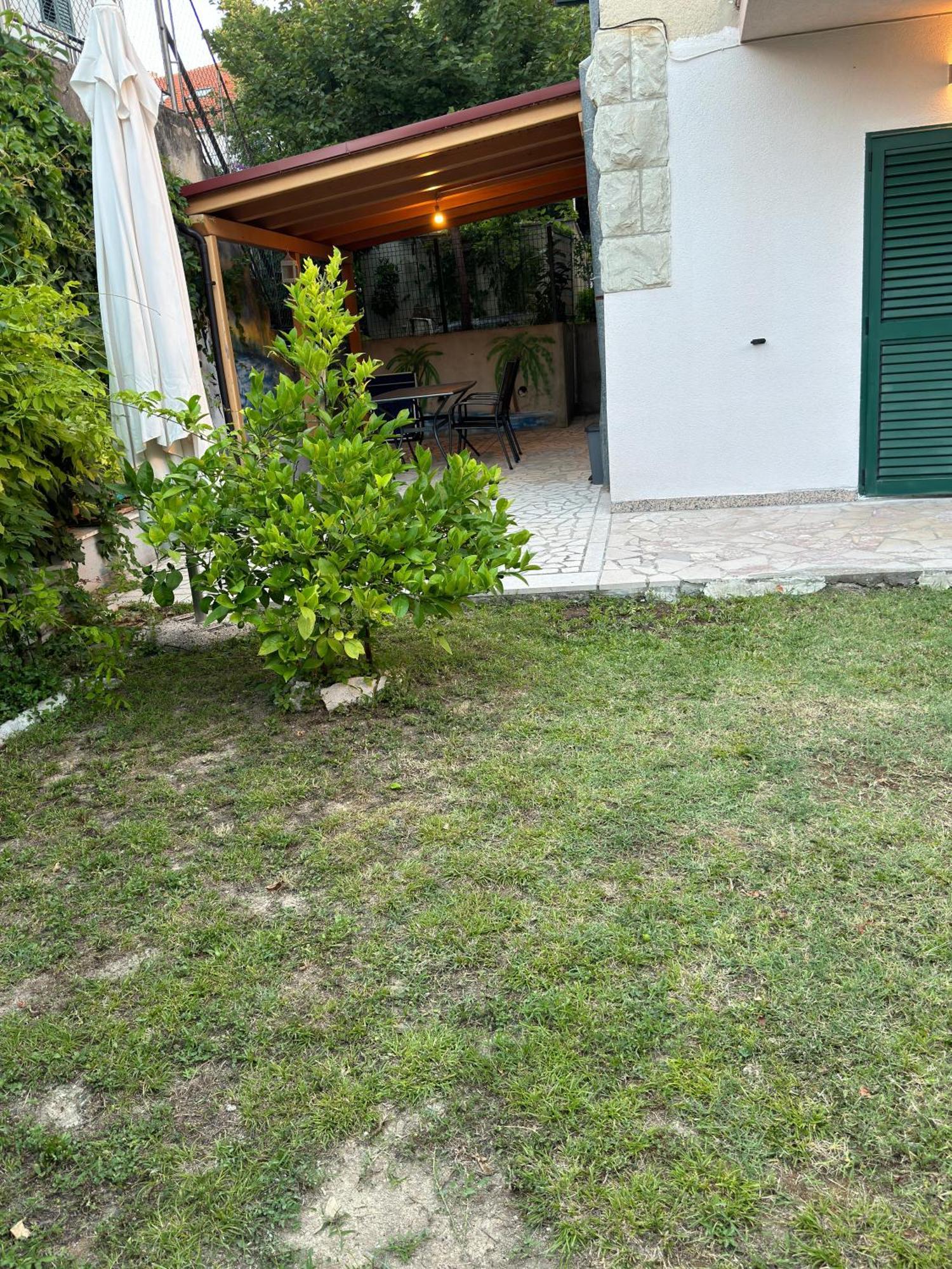 Ferienwohnung Valentinas Garden Split Exterior foto